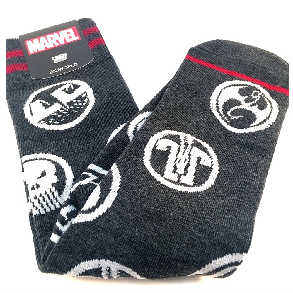 NWT - Exclusive - Marvel Defenders - Crew Socks